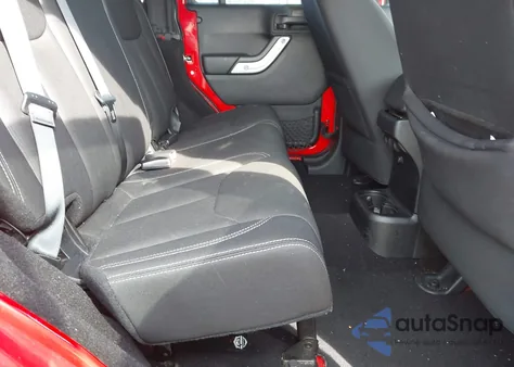 2016 Jeep Wrangler Unlimited Rubicon из США, поврежденный, VIN 1C4BJWFG8GL106749